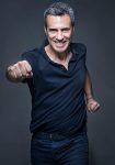 puedes-Contratar-Dani-Delacámara-presentador-monologuista-conferenciante-eventos-empresa-Circodelia Pro