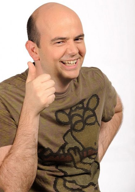 puedes-contratar-jandro-presentador-mago-eventos-de-empresa-Circodelia Pro