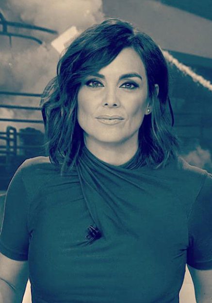 puedes-contratar-monica-carrillo-presentadora-eventos-de-empresa-Circodelia Pro