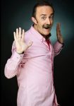 contratar-santi-rodriguez-presentador-monologuista-eventos-de-empresa-Circodelia Pro