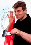 puedes-contratar-ivan-mora-mago-eventos-de-empresa-Circodelia Pro