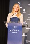 Contratar Cristina Gullón como presentadora multilingüe para eventos